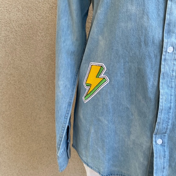 Boyfriend Chambray Button Down Patch Denim Shirt - Picture 6 of 9